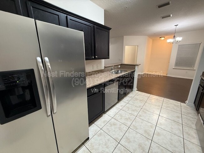 Foto del edificio - 4990 Key Lime Dr