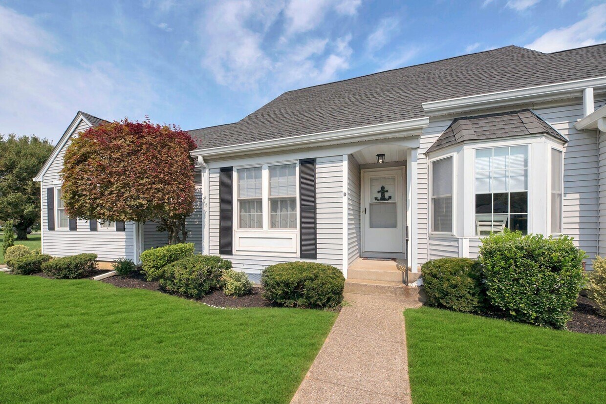 Foto principal - 2555 Youngs Ave