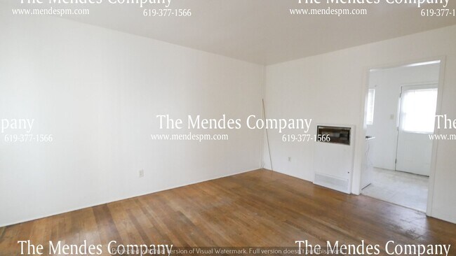 Foto del edificio - Cozy 1 bed / 1 bath ground floor apartment...