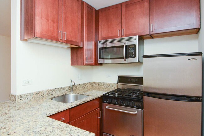 Foto del edificio - 650 W Wrightwood Ave