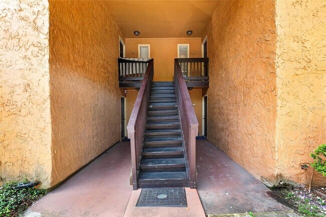 Foto del edificio - 1810 NW 23rd Blvd