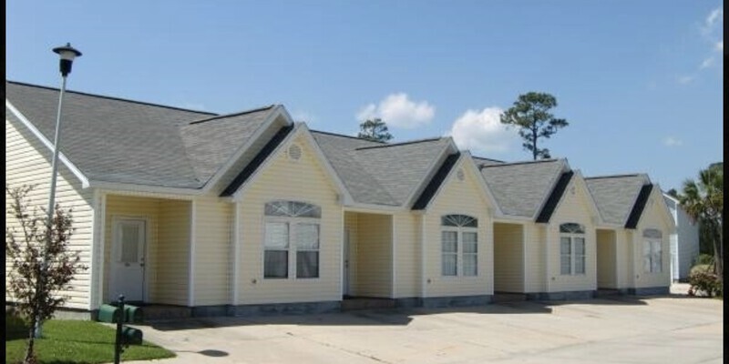 Primary Photo - SOUTHWIND TOWNHOMES LLC 14-22D