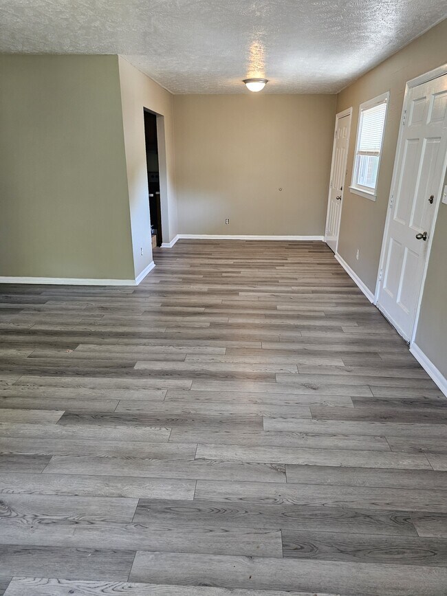 Foto del edificio - 3214 Tallywood Dr