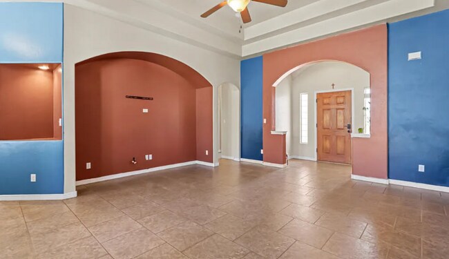 Foto del edificio - 3507 Luz Bonita Ln