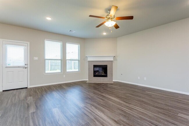 Foto del edificio - 251 Sintra Lk Wy