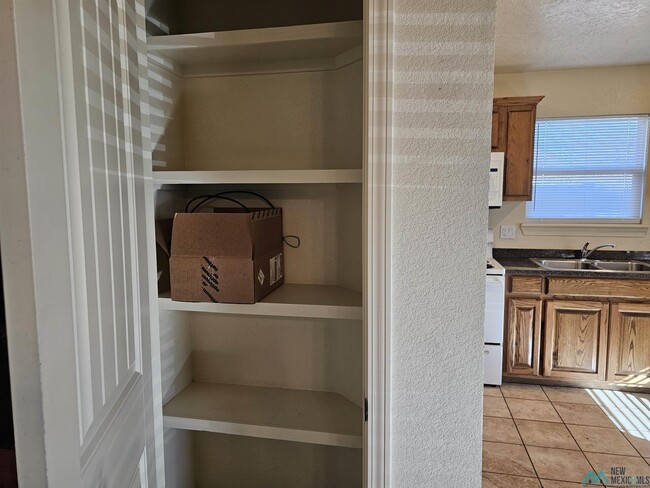 Building Photo - 141 Townsgate Plaza