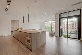 Building Photo - 2710 Steel St Building Photo - 2710 Steel St