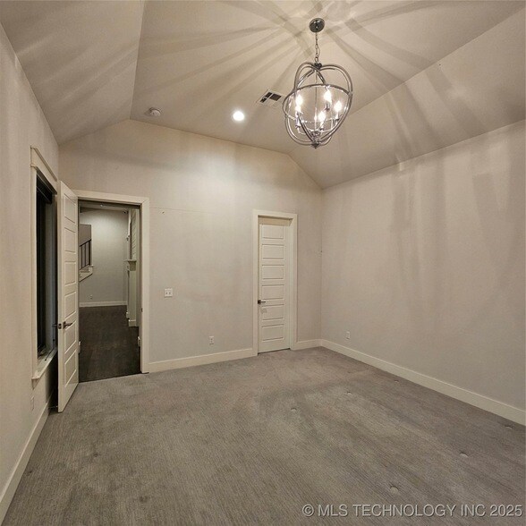 Foto del edificio - 1040 E 38th St