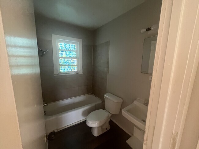 Foto del edificio - 1107 S Rd