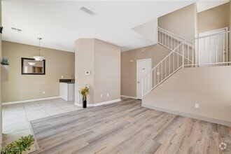 Building Photo - 1661 Cloister Ave