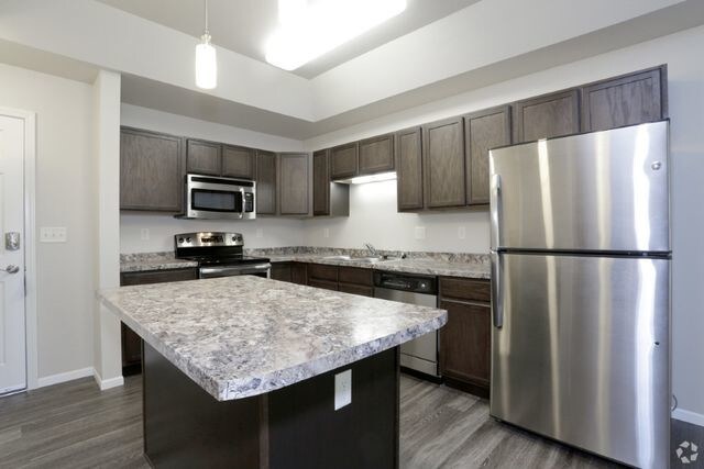Foto principal - 5652 26th St S