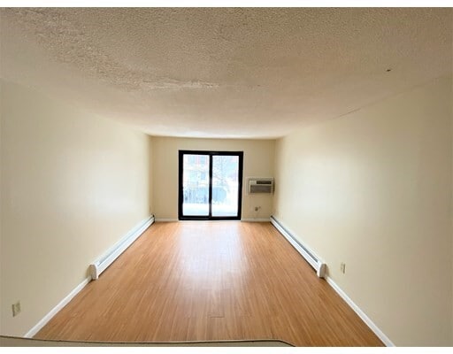 Building Photo - 260 E Haverhill St