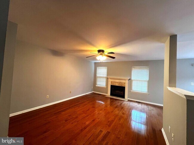Foto del edificio - 150 Canterbury Ln