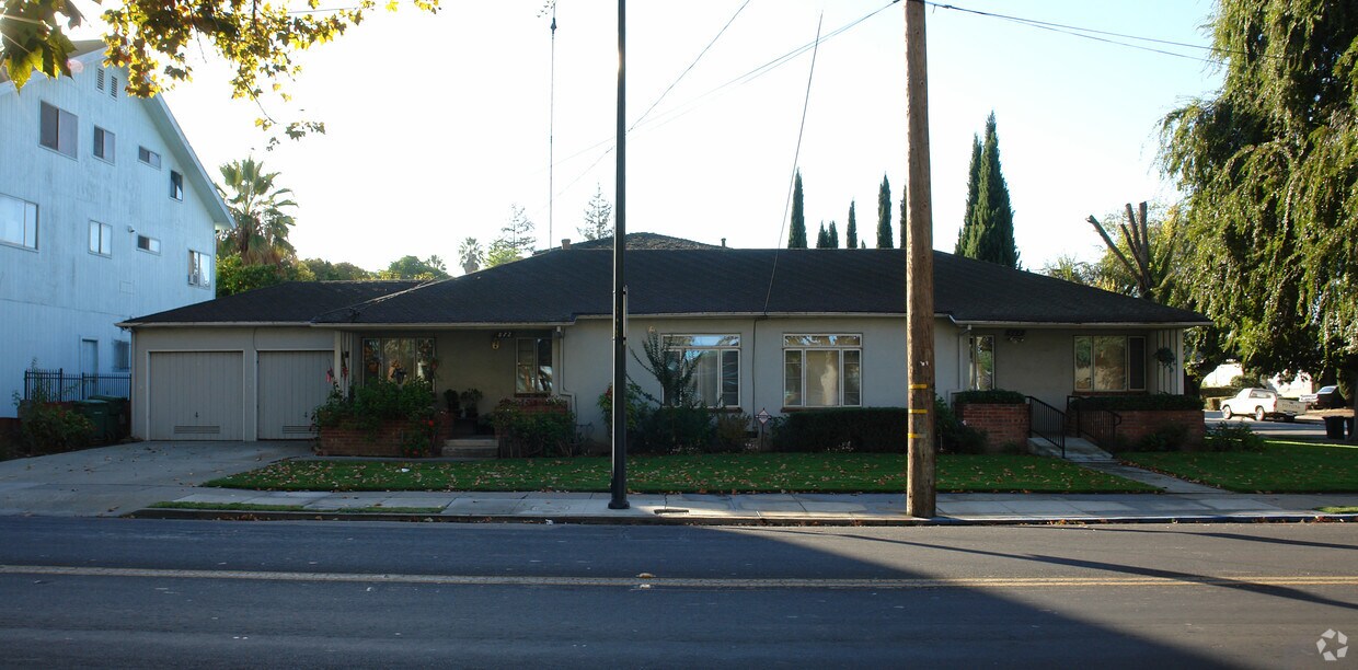 Primary Photo - 288 N 18th St