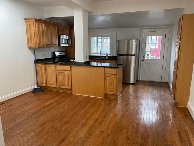 Foto del edificio - 763 Harvard St NW