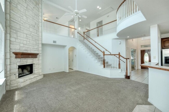 Building Photo - 2403 Vestavia Ridge Ln