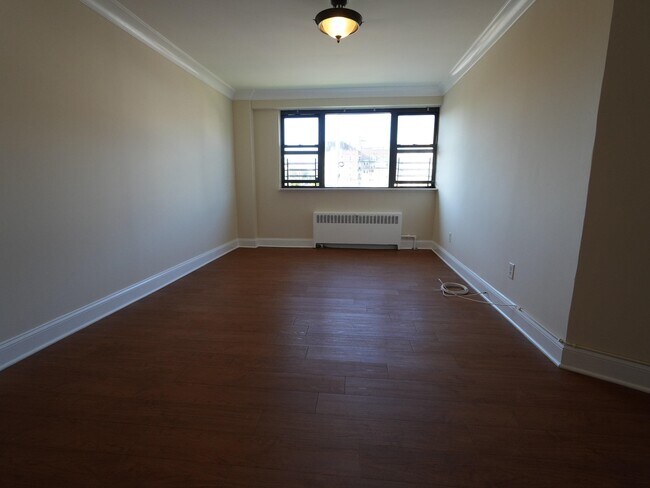 Building Photo - 6515 JFK Blvd E