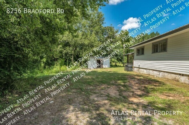 Foto del edificio - 8256 Bradford Rd