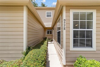Building Photo - 9778 SW 52 Ln