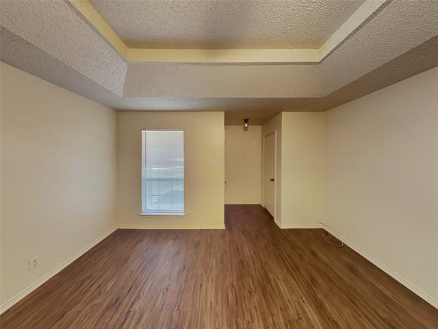 Building Photo - 823 White Rock St