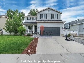Building Photo - 5503 Geneva Way