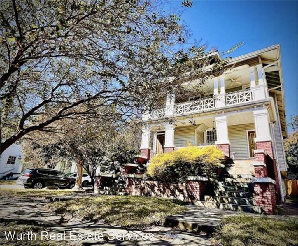 3 br, 1.5 bath House 2102 Broadway St House Rental in New Orleans, LA