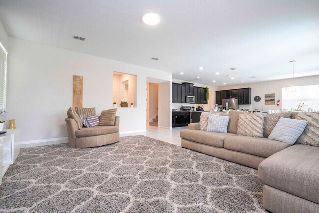 Building Photo - 9035 Sunshine Ridge Loop