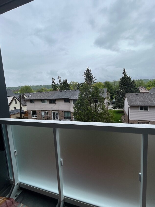 south view from balcony - 415 Main St W