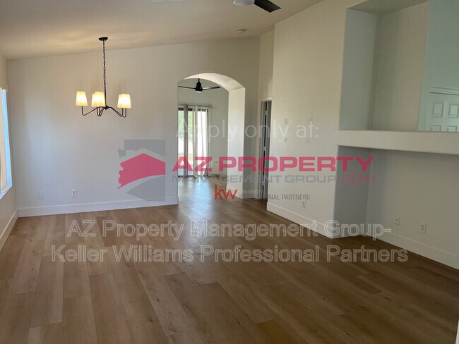 Foto del edificio - 14916 W Ventura St