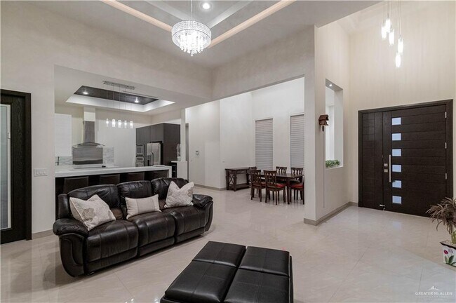 Building Photo - 3701 Ebro Dr