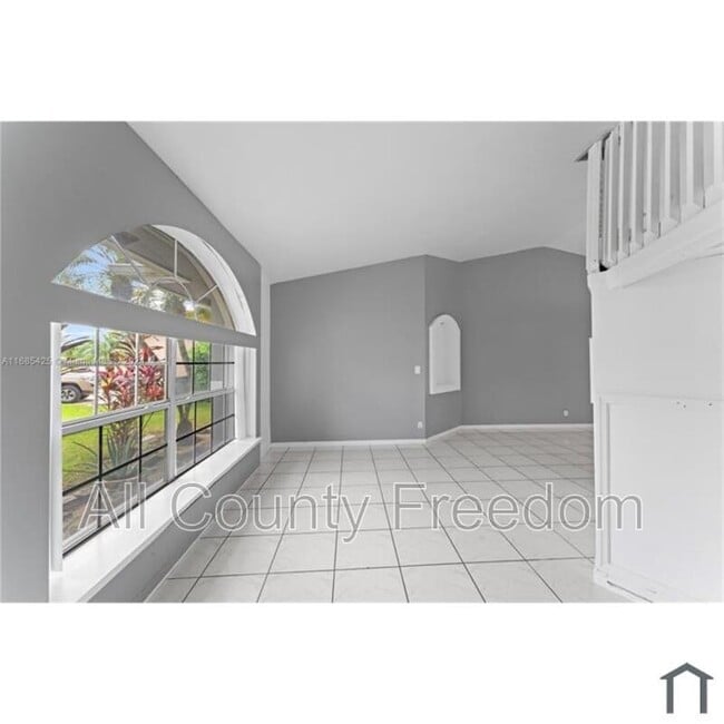 Photo - 2269 N Rock Island Rd House