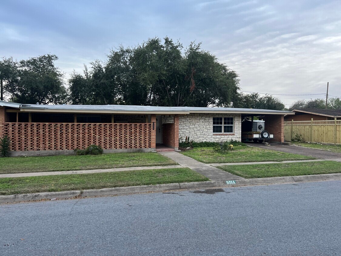 301 W Linda St, Harlingen, TX 78550 House Rental in Harlingen, TX