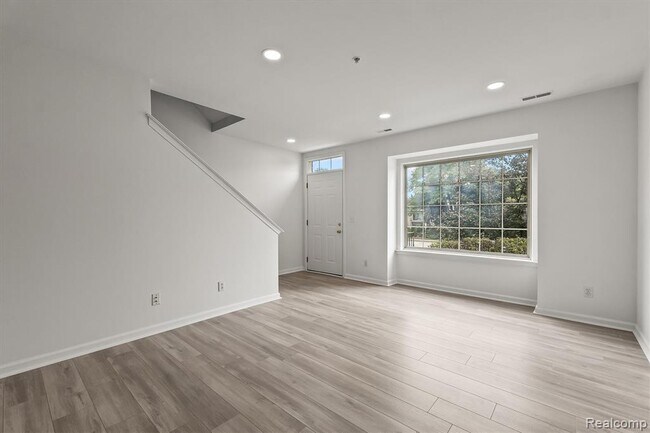 Foto del edificio - 3094 Camden Dr