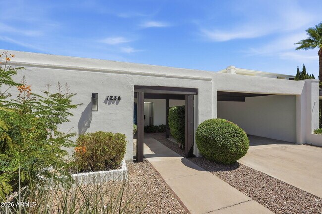 Foto del edificio - 7238 E Joshua Tree Ln