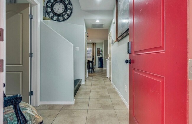 Foto del edificio - 10625 Thor Mountain Ln