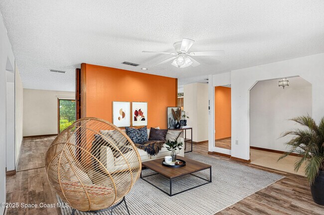 Foto del edificio - 1387 Gleneagles Ct