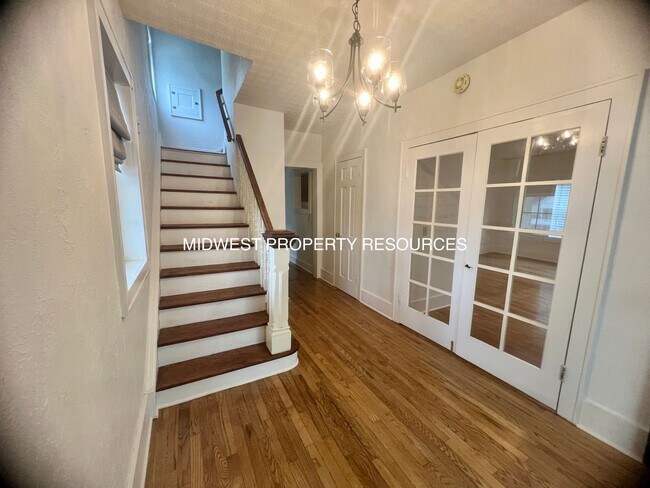 Building Photo - Amazing 4 Bedroom Home!