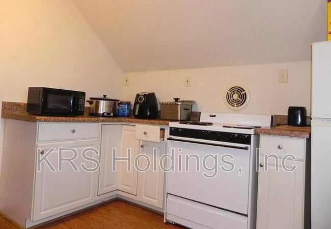 Building Photo - 5944 Bartee St