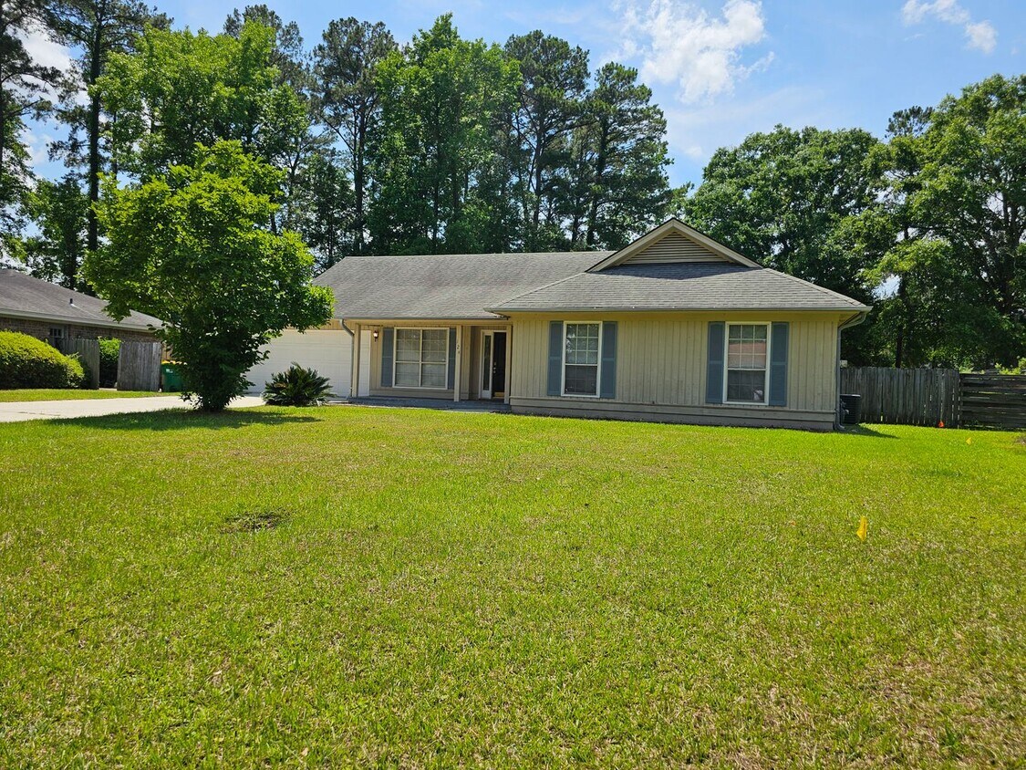 Primary Photo - 124 Longleaf Circle, Pooler Ga