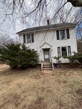 Building Photo - 968 Oak St