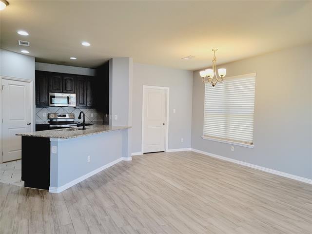 Building Photo - 312 Lead Creek Dr