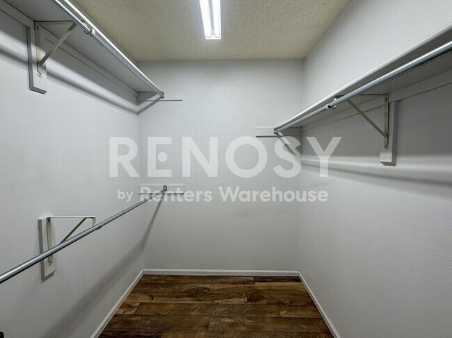 Foto del edificio - 1782 S Trenton St