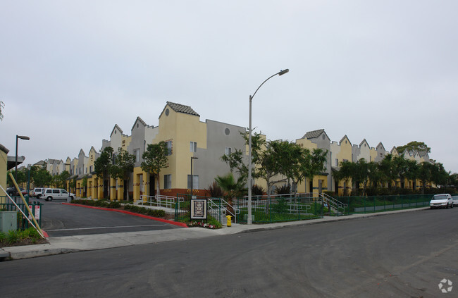 Foto del edificio - Cedar Road Apartments