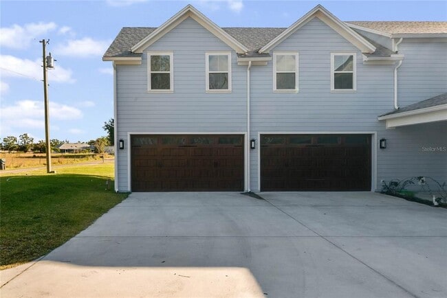 Building Photo - 12752 S Lake Sawyer Ln