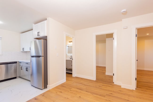 Building Photo - 214 S Branciforte Ave