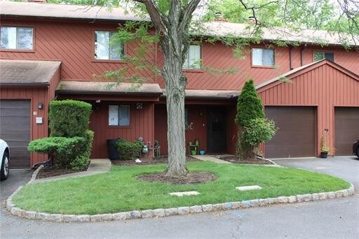 Building Photo - 15 Orchid Ct