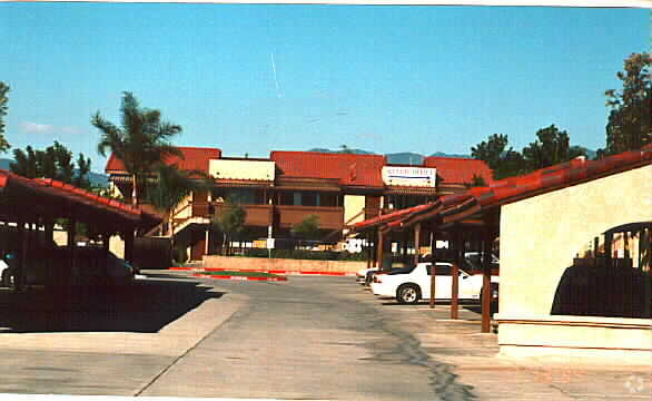 Foto del edificio - Arrow Park Apartments