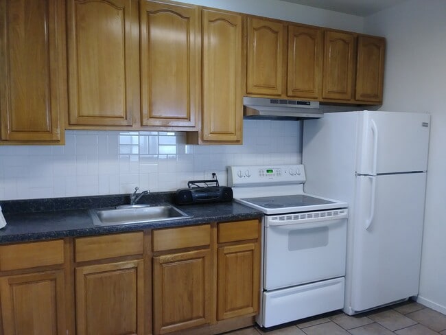 Building Photo - 1518 48th Ave