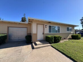 Building Photo - 3521 Grant Park Dr