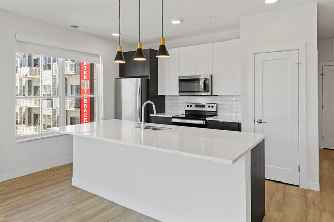 Foto del edificio - 5945 6th Ave